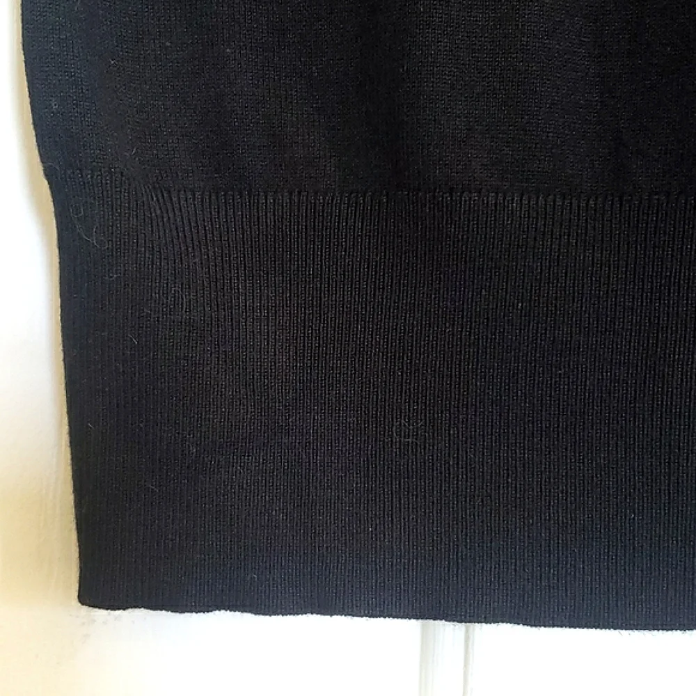 White House Black Market Black Crystal Horse Sweater Jewel Neck Keyhole XS S - Picture 11 of 14